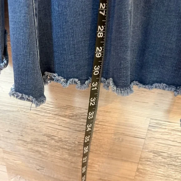 Judy Blue JB8490 High Rise Seamed Front Raw Hem Flare Jeans size 7 - Picture 7 of 10